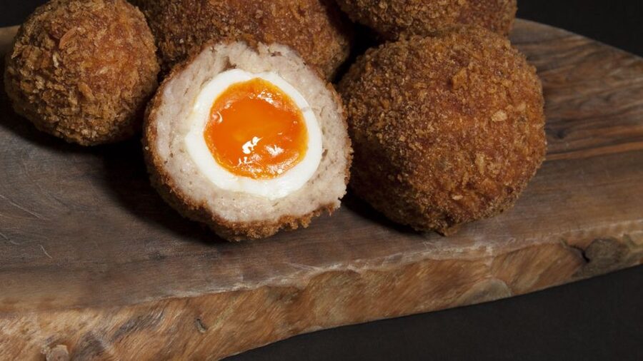 The Authentic Walking Tour with Indian Tasting Meal - East End back streets and Jack the Ripper territory