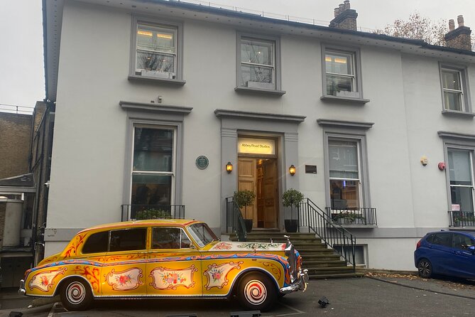 The Beatles London walking tour. From Abbey Road to the Roof Top - A 3-hour Beatles walk with Grant from early stops to the rooftop finale