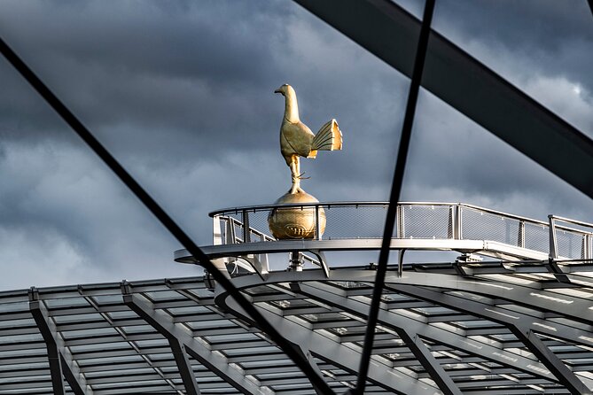 The Dare Skywalk Climb - Summit time: views, the photographer, and where your phone goes