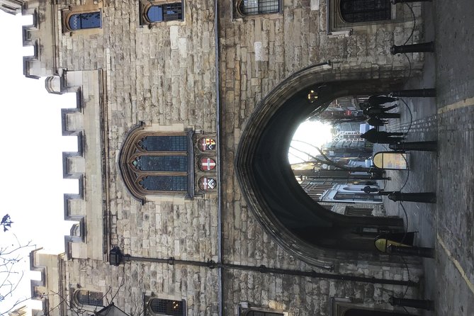 The Freemasons Tour of London - A 3-Hour Route That Makes London Feel Like One Story