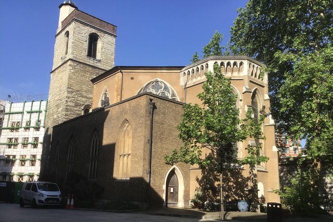 The Freemasons Tour of London - Bartholomew the Great and Its Gatehouse Relatives