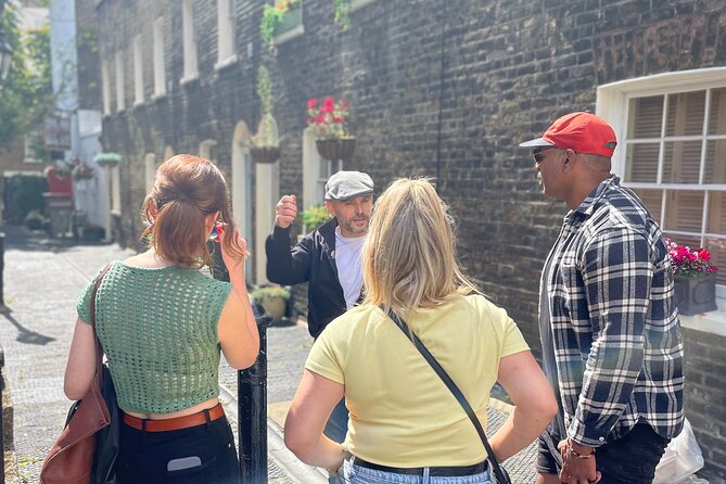 The Great British Pub Walking Tour: London - How the guide storytelling turns a neighborhood into a living lesson