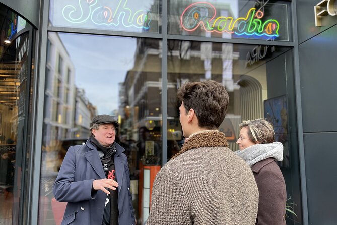 The Great British Rock and Roll Walking Tour - Meeting at Centre Point and planning your arrival
