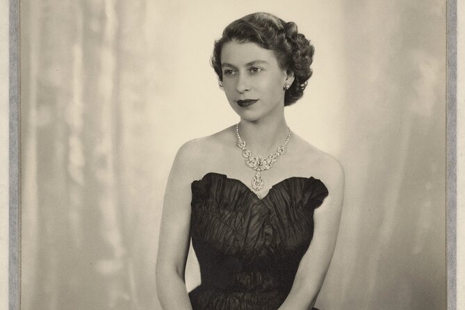 The Kings Gallery - Queen Elizabeth II: Her Life in Style - Tickets and the one-year pass question (the part people get wrong)