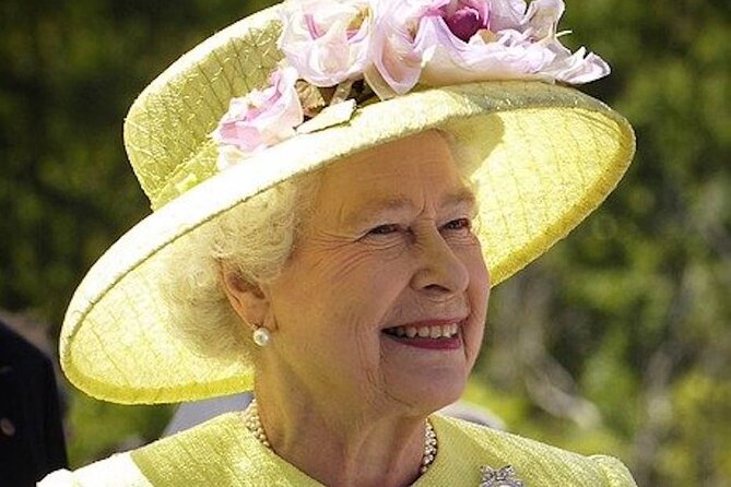 The Life & Legacy of Queen Elizabeth II-A Royal Private Tour - Key highlights to know before you go