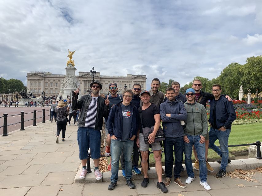The London "Big Six" and a Pub. 5 hour tour - The bikes and helmets: what 7–21 gears really means