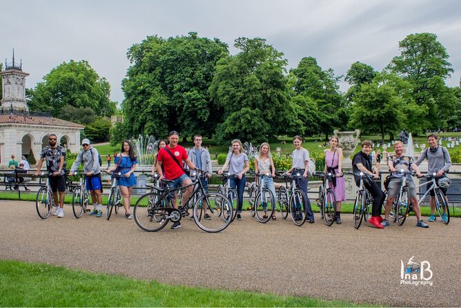 The London Landmarks. 3.5 hour Morning tour - Kensington Palace to Trafalgar Square: royal grounds and instant orientation