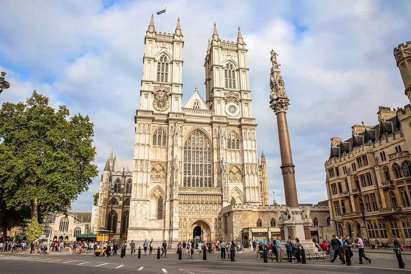 The London Pass®: 100+ Attractions including London Eye - FAQ