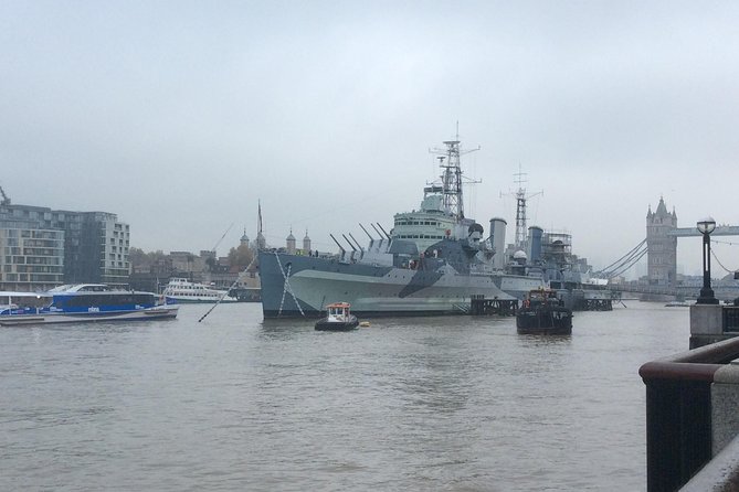 The Mayflower Private Walking Tour - The George, Southwark Cathedral, and Borough Market: words, faith, and food on the same path