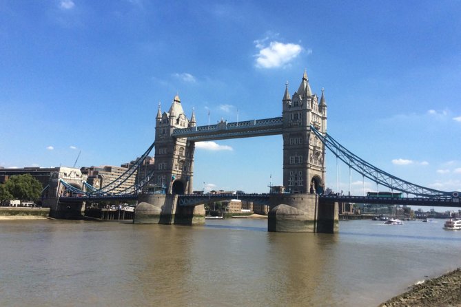 The Mayflower Private Walking Tour - London Bridge, Hay’s Galleria, HMS Belfast, City Hall, and The Scoop: icons with a job to do