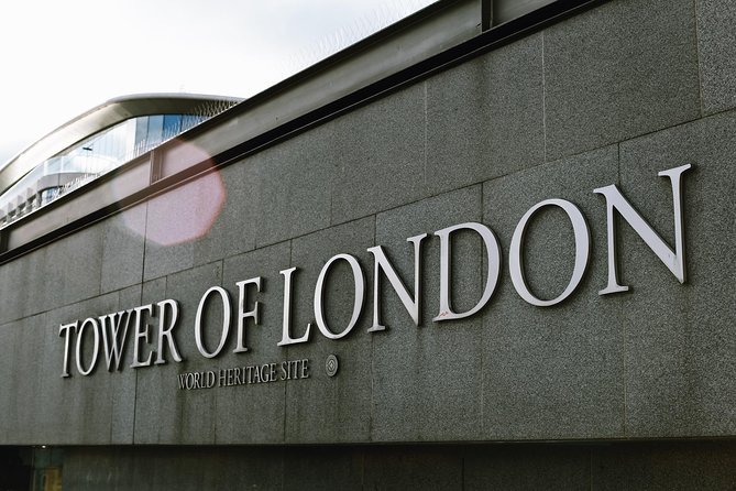 The Old City of London Guided Walking Tour Semi-Private 12ppl Max - The Great Fire story: from the Monument to St Paul’s dome