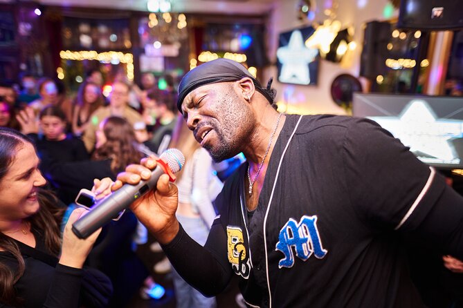 The Original Shoreditch Pub Crawl - Hosts, photos, and that one-night-in-London energy