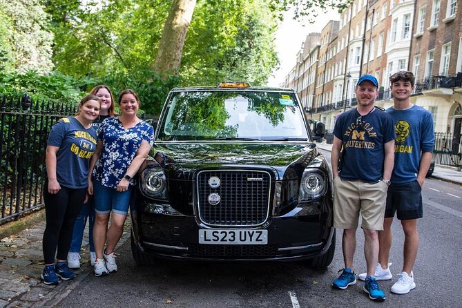 The Premier Classic London: Private 4-Hour Tour in a Black Cab - The Monument, Royal Albert Hall Area, and the Hyde Park Passing Route