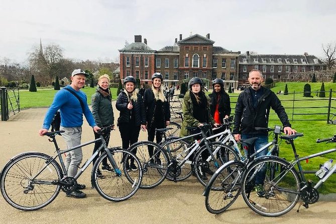 The Royal Express - 2.5 hour - Royal Express in 2.5 Hours: Why a Bike Tour Makes Sense in London