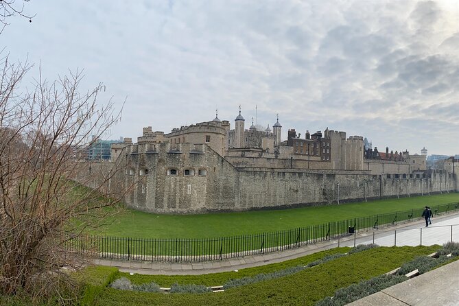 The Tower of London - Small Group Tour with a Local Expert - Tour size and timing: what 2–3 hours really covers