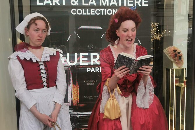 Theatrical Walking Tour with Harlots, Strumpets and Tarts - Baroness Quickblow and the cast behind the jokes
