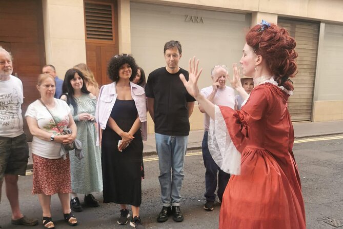 Theatrical Walking Tour with Harlots, Strumpets and Tarts - Value and time: a 2-hour show with no extra admission