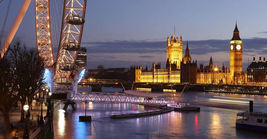 Tour of London and Christmas Day Lunch Cruise - Price and Value: Is $307 Worth It?