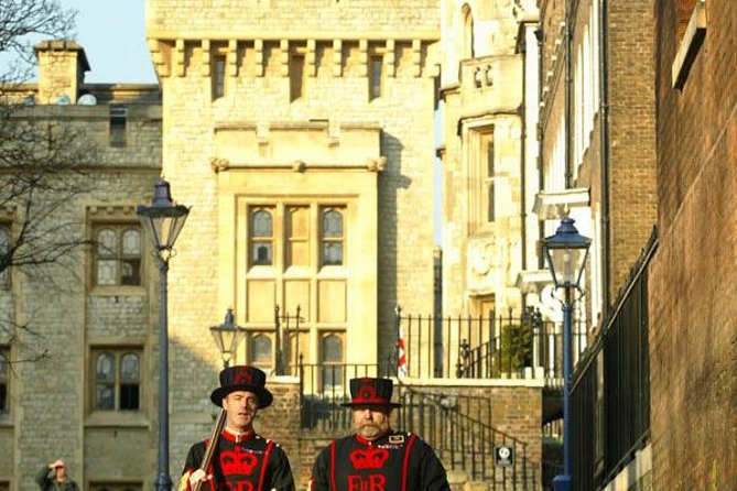 Tower of London and Crown Jewels Exhibition Ticket - Traitors’ Gate and the Anne Boleyn route: the Tower’s darker spine