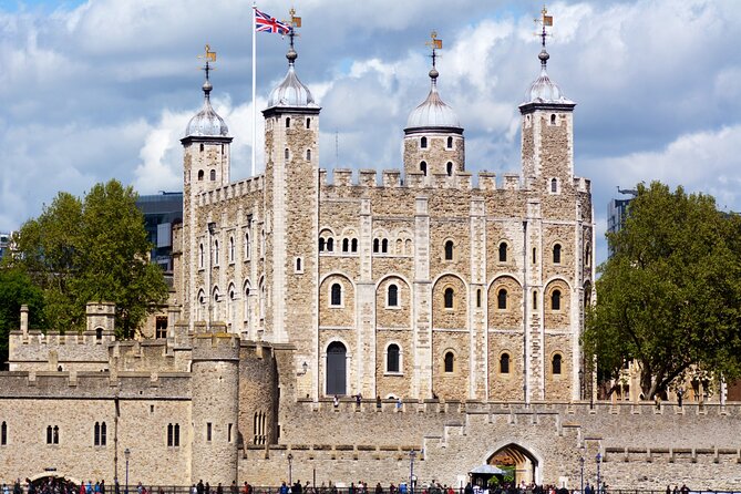 Tower of London Guided Tour, Crown Jewels, Tower Bridge - Tower of London and Tower Bridge in one outing (and why it works)
