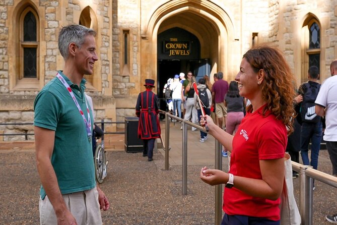 Tower of London Guided Tour with Beefeater Meet & Crown Jewels - Tips so your 2-hour Tower visit feels smooth