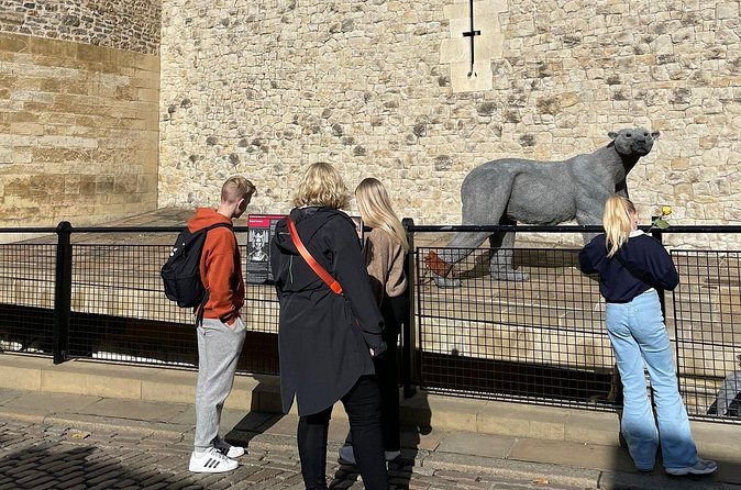 Tower of London Private Guided Tour for Kids and Families - Who this tour suits best (and who should think twice)