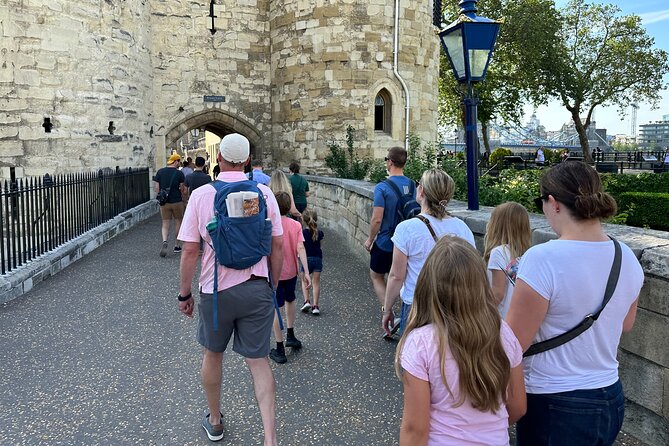Tower of London Private Tour with Blue Badge Guide - How the 3-Hour Private Format Actually Feels Inside the Fortress