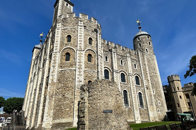Tower of London & Tower Bridge Private Tour for Kids and Families - Tower of London: getting the most wonder from every stop