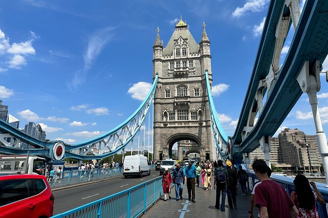 Tower of London & Tower Bridge Private Tour for Kids and Families - Who this private tour is best for