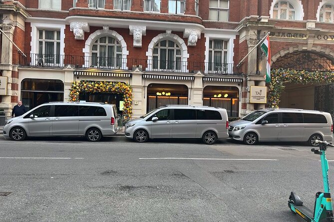 Transfer from Heathrow Airport to London hotel on private car - Using the drive wisely: a mini orientation en route