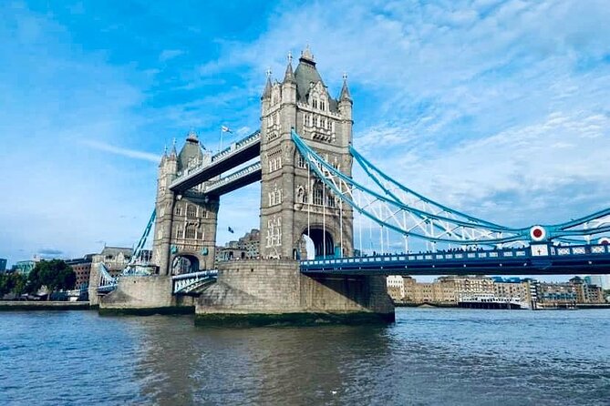 Transfer from Heathrow Airport to London or London to Heathrow - Central London coverage and where extra fees can appear