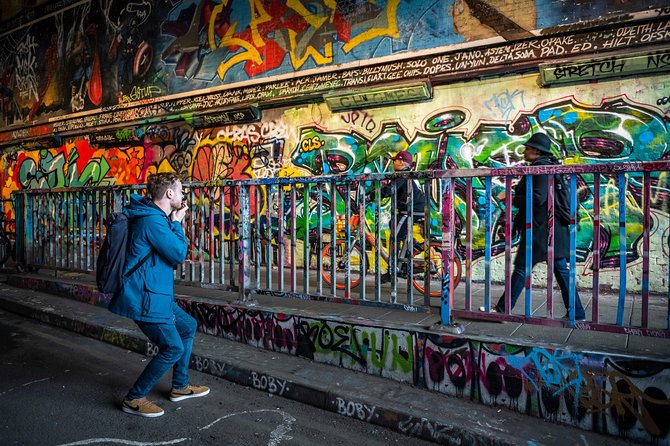 Ultimate introduction to photography in Central London - Small group size (8 max) means you actually get coached