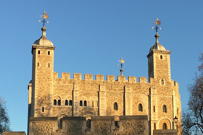 Ultimate Royal London: Tower of London & City of Westminster Tour - Buckingham Palace From the Outside: Charles III’s 775-Room World