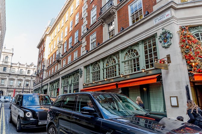 Unique London Walk: Secrets of Mayfair - Private Tour - Stop-by-stop: how the route teaches London fashion culture
