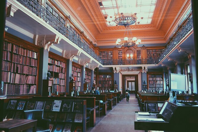 Victoria and Albert Museum Private Tour - What Makes This Tour Stand Out for Families and First-Time Visitors