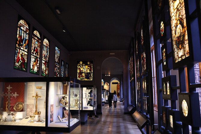 Victoria and Albert Museum Private Tour - A 2.5-Hour Highlights Route Through Art, History, and Design