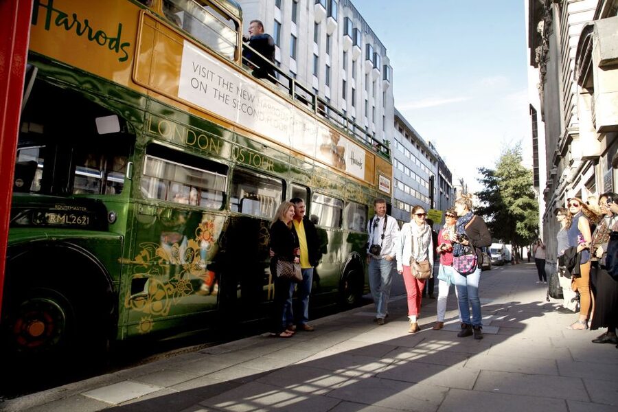 Vintage Double Decker Bus Tour & Thames River Cruise - How Guides Make or Break This Half-Day