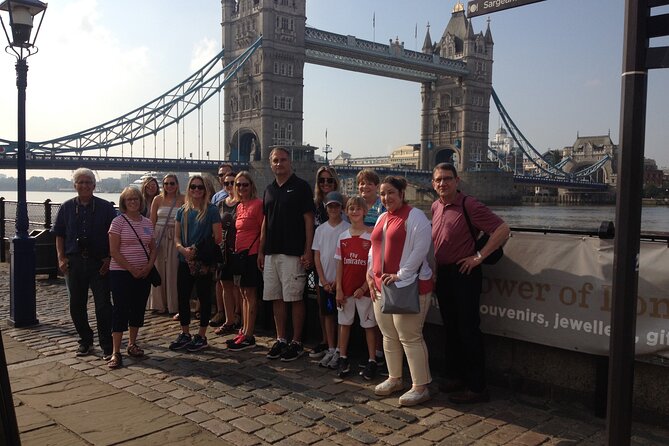 VIP Tower of London and Crown Jewels Tour with Private Beefeater Meet & Greet - Crown Jewels: the 30 minutes that make the Tower feel real