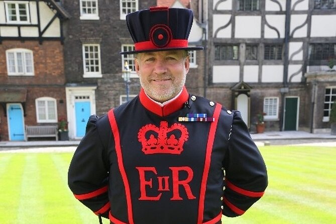 VIP Tower of London and Crown Jewels Tour with Private Beefeater Meet & Greet - Price and value: is $155.33 per person “worth it”?