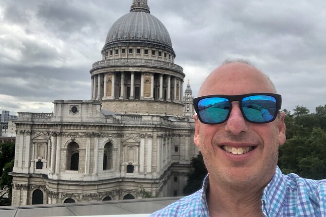 Walking Tours - Sights of London- price includes upto 10 people - A 2-hour walk that turns street corners into literature lessons