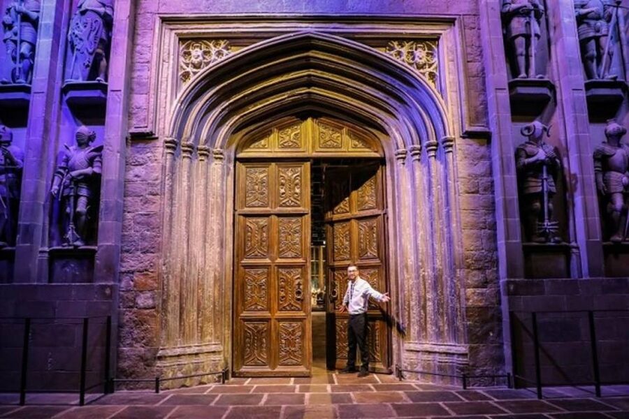 Warner Bros. Studios and 1-Day London Hop-on Hop-off tour - Studio Timing: Choosing Your Entrance Slot Wisely