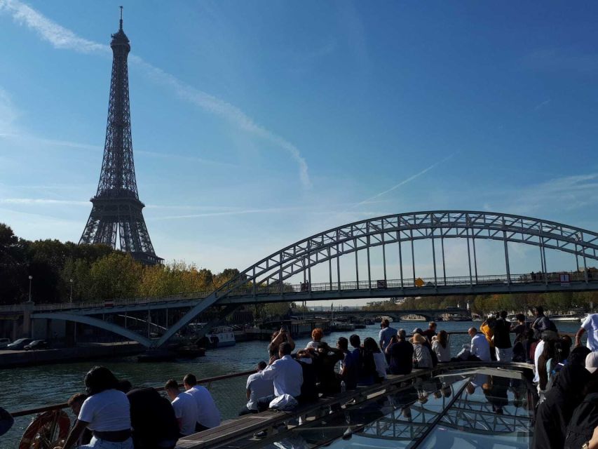Welcome to Paris Day Trip from London via Train - St Pancras meeting point: where to show up (and how early)