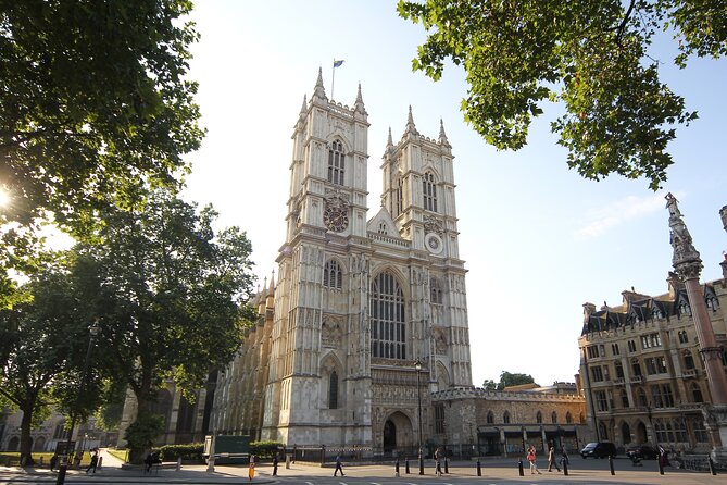 Westminster Abbey Entrance Ticket Including Audio Guide - Royal Tombs at Westminster: the scale that surprises people