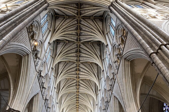 Westminster Abbey Private Tour Oxford PhD Historian Skip the Line - Value check: $260.13 per person and what you’re really paying for