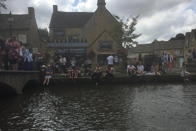 Whisky and Gin Private Tour in the Cotswolds with Driver Guide - Private driver logistics: what you avoid (and what you don’t)