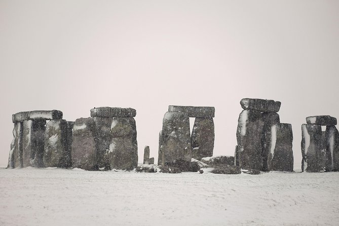 Windsor, Bath, Stonehenge and Salisbury Guided Tour on Boxing Day - Coach Comfort and Timing: What the Day Feels Like