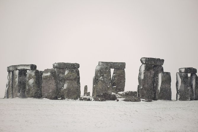 Windsor, Bath, Stonehenge and Salisbury Guided Tour on Boxing Day - Price and Value Around $164: When This Is a Smart Buy