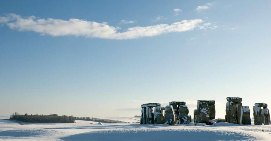 Windsor, Bath, Stonehenge & Salisbury with Christmas Lunch - Should you book this tour?