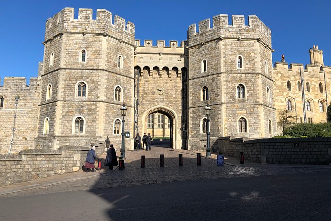 Windsor Castle and Eton College Private Car with Driver Guide - Price and value: what $1,128.36 buys (and what you still pay separately)