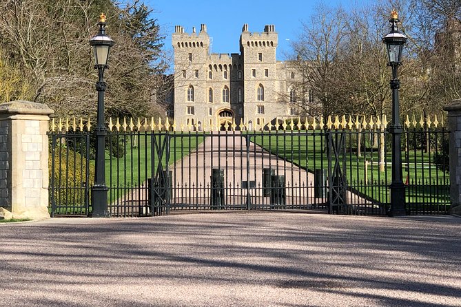 Windsor Castle and Stonehenge Private Car with Driver Guide - Price and tickets: what you’re really paying for